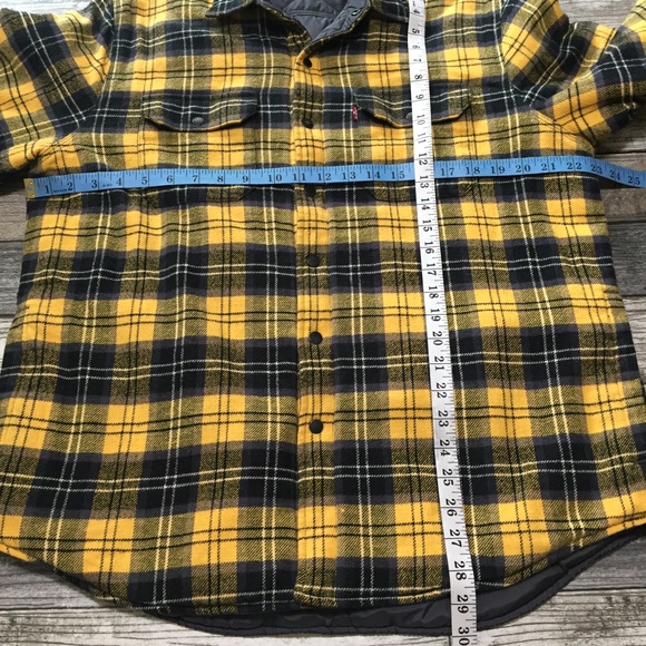 Levi’s Plaid Reversible Jacket Men’s L Yellow Gray Puffer Snap Button Pockets - Picture 2 of 13